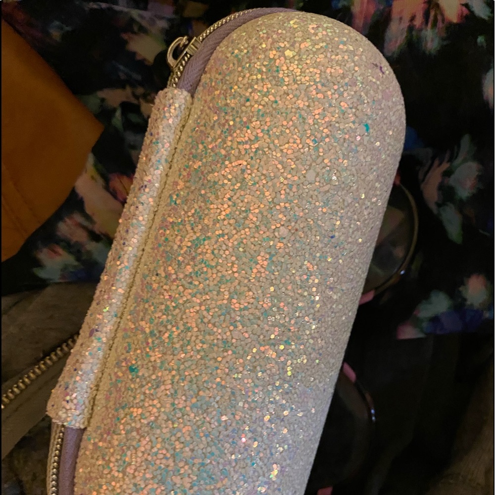 Makeup Bags - Picture 3 of 3